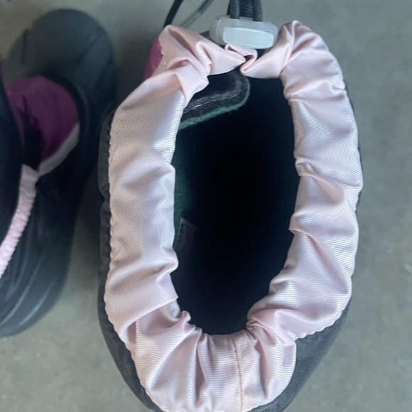 Girl Sorel snow boots NWOT - Picture 6 of 9